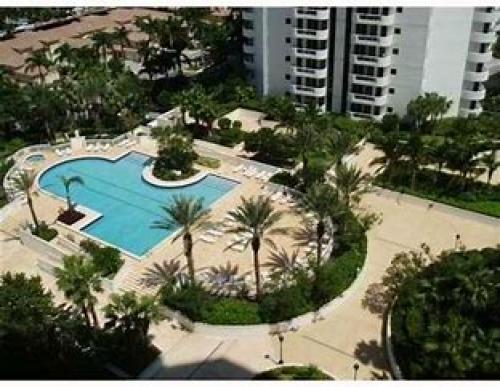 Lujoso apartamento en Aventura, FL USA