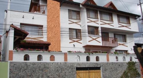 OPORTUNIDAD INVERSIONISTAS HOTEL EN LA FLORESTA !!