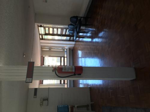 Local para oficinas excelente ubicación esquinero 2do piso