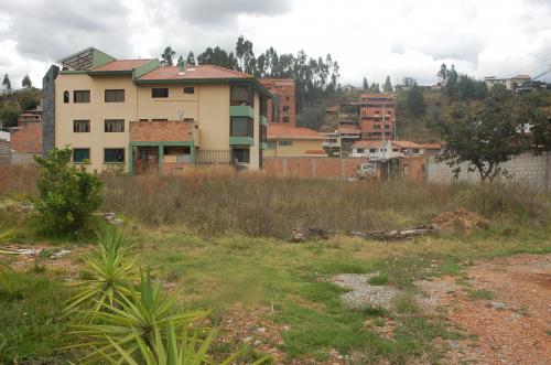 TERRENO CON PLANOS APROBADOS PARA EDIFICIO