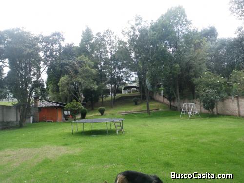 VENDO, Hermosa Quinta sector Poncho Verde, cerca al Colibrí, Valle de los Chillos