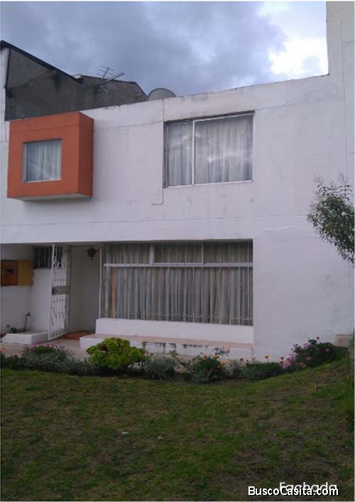 Carcelén, arriendo casa conjunto terrazas del Einstein, cerca hospital San Francisco $350 2353232