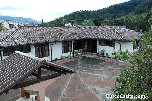 Casa San Rafael, sector Mirasierra, independiente de una planta $199.000 aceptamos Biess 0997592747