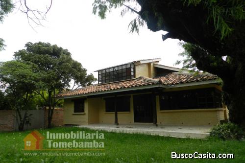 CASA DE VENTA EN CUENCA SECTOR UCUBAMBA