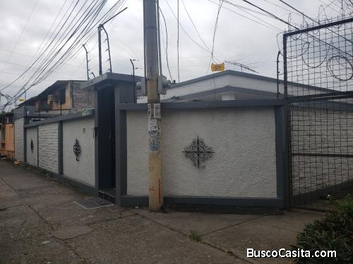 Casa de Venta en la 1 etapa de la alborada