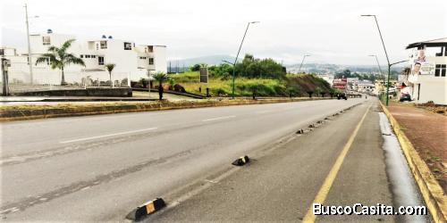 LOTE DE TERRENO URBANO JUNTO A LA VÍA