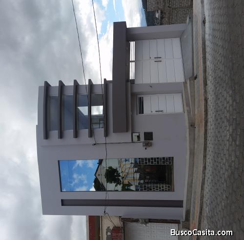 Hermosa Casa Amoblada con una vista espectacular