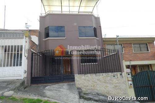 SE VENDE CASA CON 5 DORMITORIOS SECTOR COLEGIO BORJA