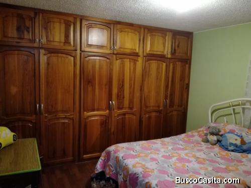 VENDO HERMOSA CASA SECTOR QUITUMBE