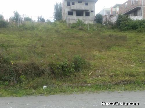 VENDO UN LOTE EN URBANIZACION  LA LAGUNA