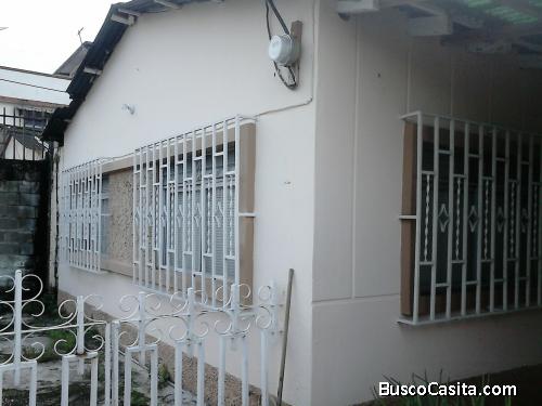 VILLA CON SUITE EN CIUDADELA LA CHALA