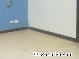 hab amplia con baño privado