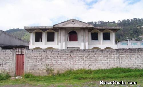 LINDA CASA CON TERRENO
