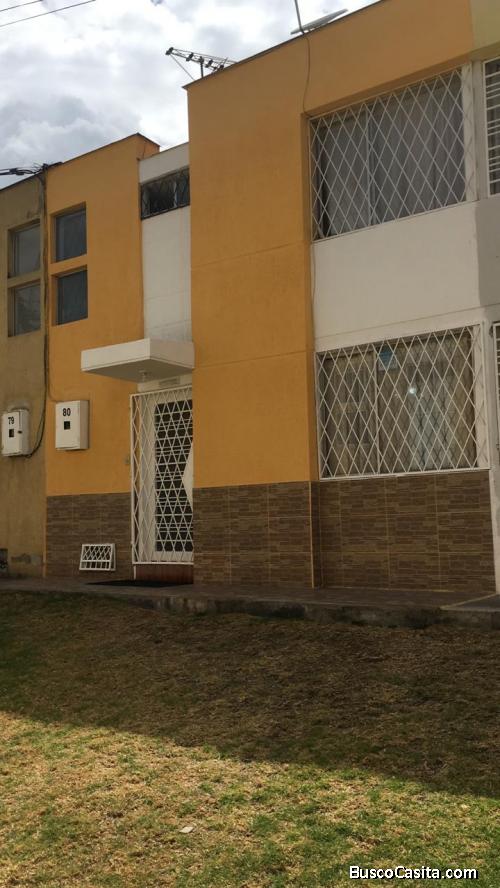Vendo hermosa casa en Pomasqui