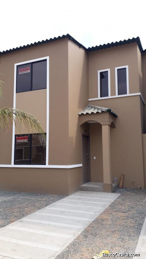 casa de  dos  pisos  cdla la  joya etapa Oro
