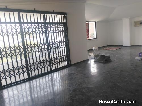 Vendo Departamento en Urdesa Central - 4 dormitorios