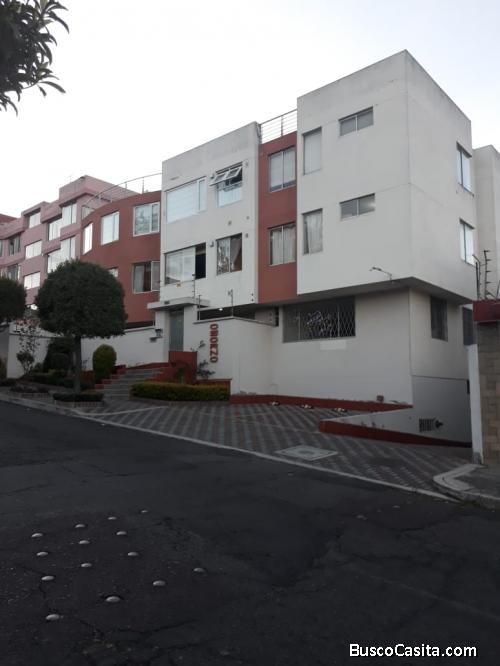 Departamento De 5 Ambientes, Parqueadero Y Alicuota Incluida