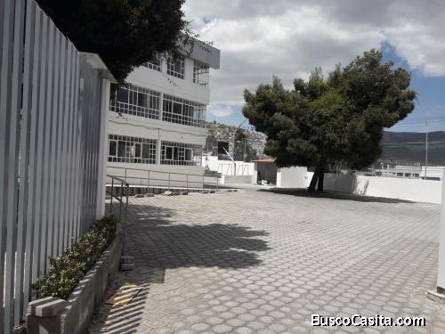 VENDO O ARRIENDO EDIFICIO PARA INSTITUTOS EMPRESAS  NORTE DE QUITO