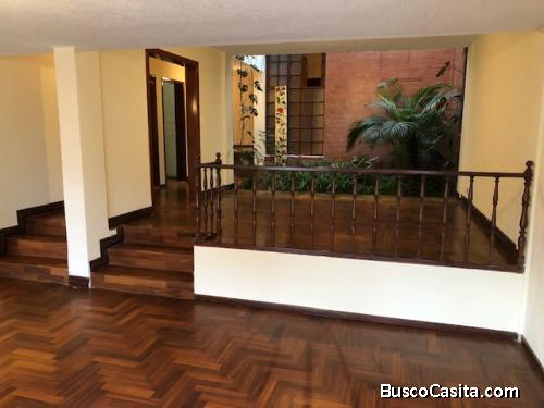 Hermoso departamento norte de Quito.