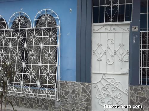 VENTA DE UNA VILLA EN CDLA LOS ESTEROS GUAYAQUIL 