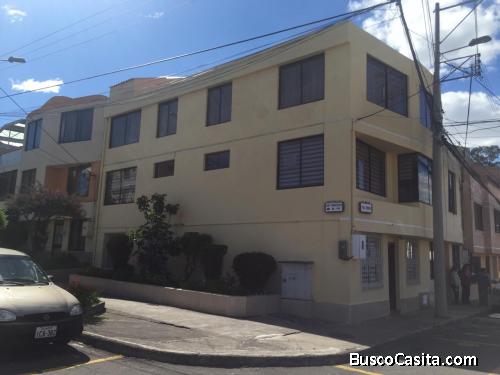 CASA AMPLIA EN VENTA