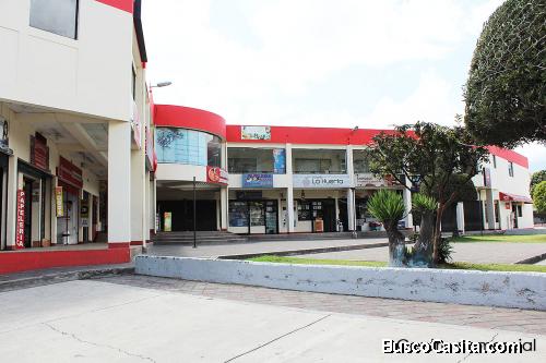 Local Dos Hemisferios, sector Pusuqui, zona comercial a 5 minutos del Condado $60.000