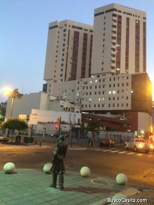 Alquilo Departamento con Vista Espectacular al Río – Malecón y  Cerro Sta. Ana – Edificio Torres del