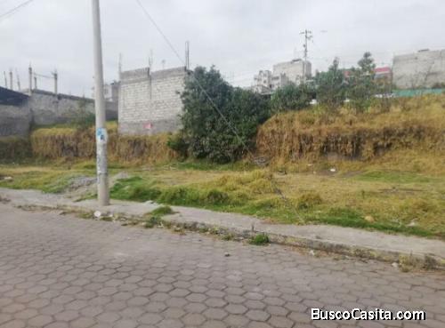 Terreno de 200 metros cuadrados ubicado al sur de Quito Barrio Santos Pamba