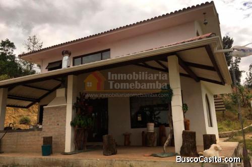 SE VENDE HERMOSA QUINTA CON 6816m2 EN YUNGUILLA