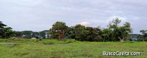 VENDO SOLARES EN RESIDENCIA PRIVADA 