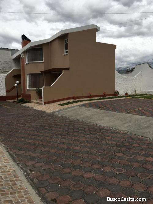 Hermosa casa en Tumbaco en Ecuador
