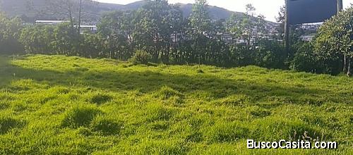 VENTA DE TERRENO AL SUR DE QUITO, SECTOR ESCUELA RIOBAMBA
