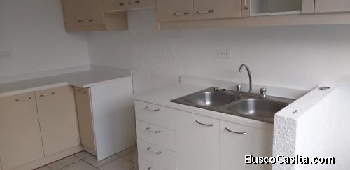 Casa de Arriendo Urbanización Camino de Los Eucaliptos