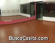Arriendo local comercial Edificio Atrium, Gonzalez Suarez, no tien parqueadero