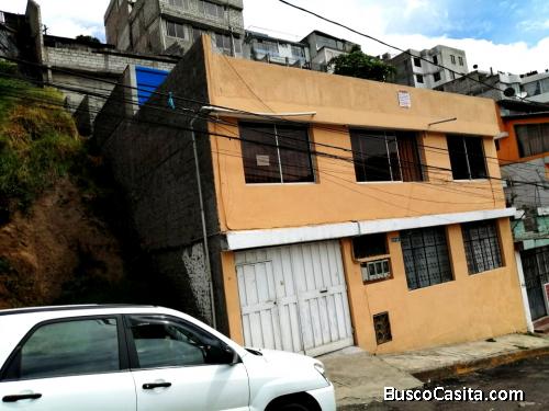 Casa con 3 departamentos Quito cerca 
