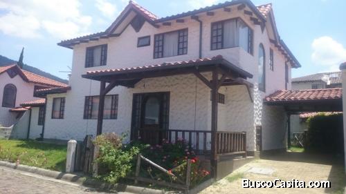 CHILLOS, casa rústica en venta, MIRASIERRA, 330m2 de terreno y 256m2 de construcción