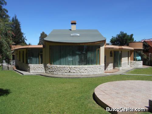 CLUB CHILLOS, Propiedad en venta, 1.200m2 de terreno, 2 casas, 3 estacionamientos