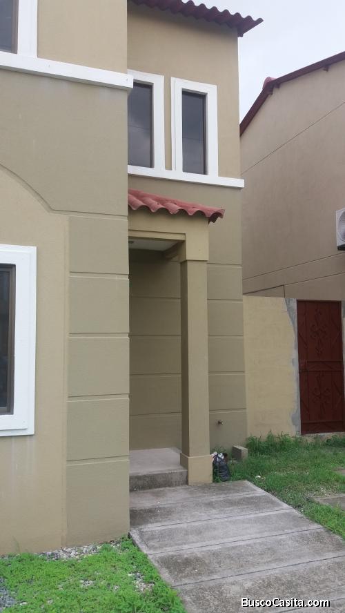 Casa de 2 Plantas Joya Etapa Perla Mz 7 V36