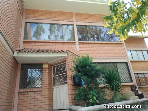 Linda casa en RENTA, completamente amoblada