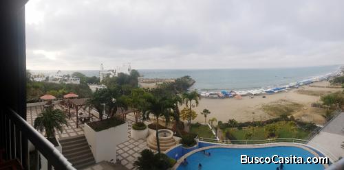 EN ALQUILER DEPARTAMENTO EN CONDOMINIO AL PIE DEL MAR