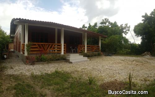 EN ALQUILER CASA DE ESTRENO EN VÍA A DOS MANGAS EN TERRENO 2000M2