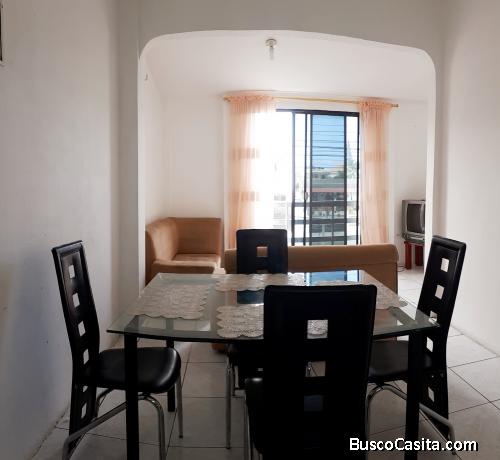 EN ALQUILER DEPARTAMENTO DE DOS DORMITORIOS A 2 CALLES DE LA PLAYA.