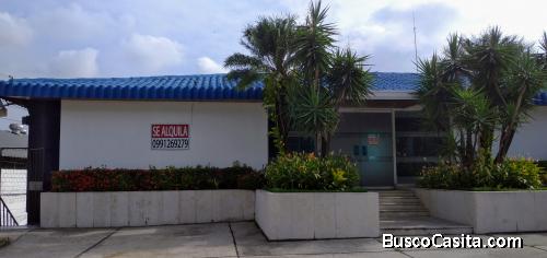 Se alquilan oficinas en sector norte de Guayaquil