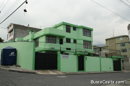 ARRIENDO LINDA SUITE UN DORMITORIO AL NORTE DE QUITO CERCA DEL CONDADO SHOPPING