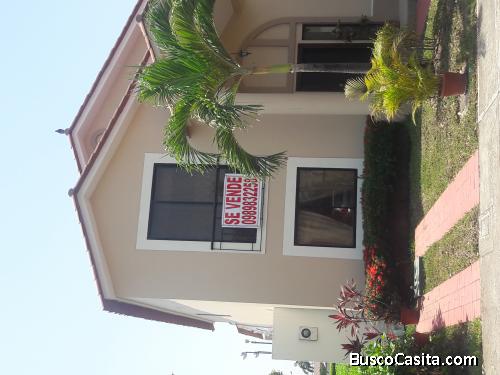 VENTA DE CASA EN SAMBORONDON, CIUDAD CELESTE