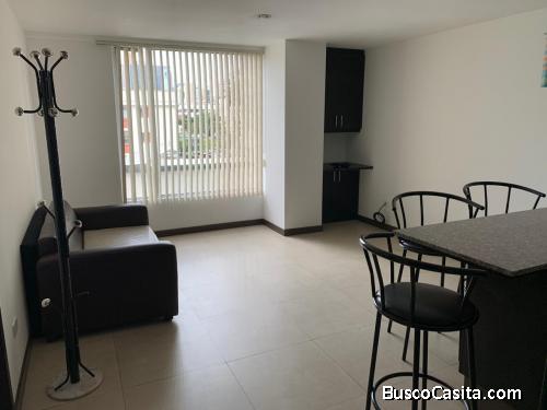 ALQUILO SUITE SEMI-AMUEBLADA, EXELENTE UBICACIÓN