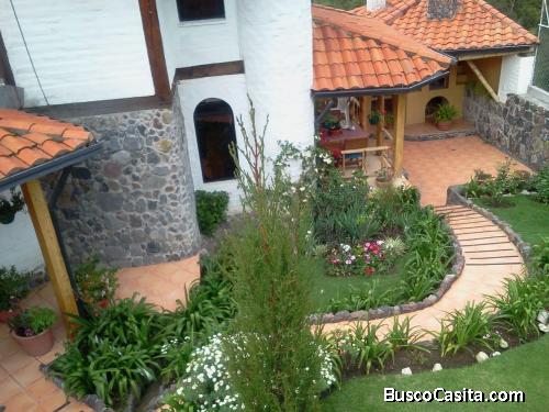 VENDO CASA INDEPENDIENTE, VALLE DE LOS CHILLOS, ALANGASI