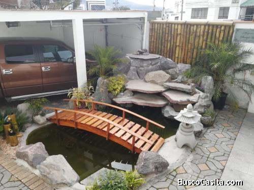 CASA MODERNA DE 600M2 CONSTRUCCION, 1,000M2 TERRENO EN BATAN BAJO