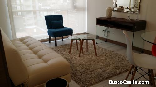 SUITE COMPLETAMENTE AMOBLADA EN ARRIENDO. EDIFICIO ATELIER. PISO 15