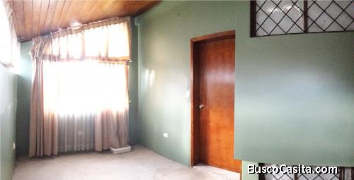 Acogedora Habitación en Alquiler, cercano a todo.